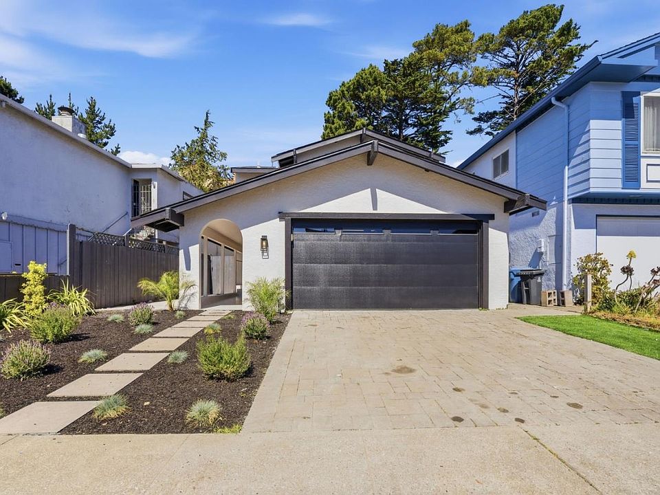 1st image of 276 Dennis Dr