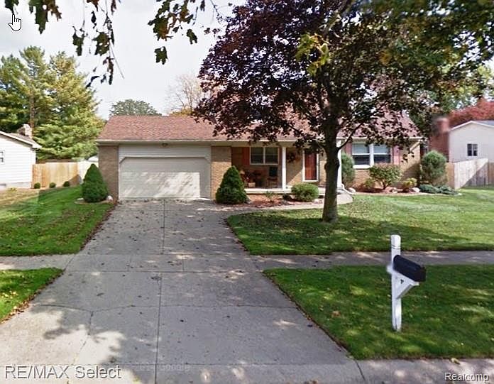 1st image of 612 Ashwood Dr