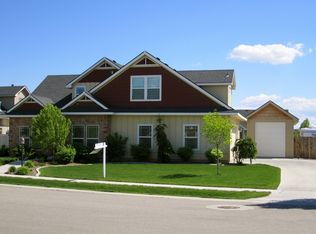 2043 W Cross Creek Dr, Nampa, ID 83686