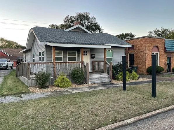 311 S 3rd St, Union City, TN 38261