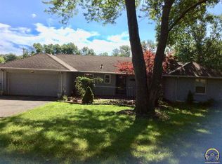 2700 SW Burlingame Rd, Topeka, KS 66611