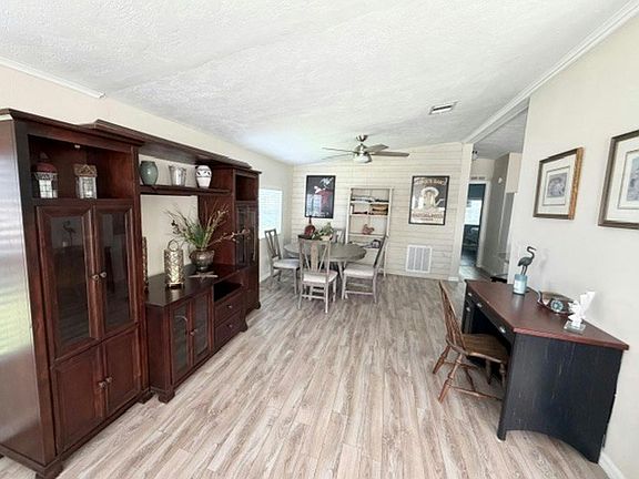 5th image of 2235 Del Mar Dr #2235