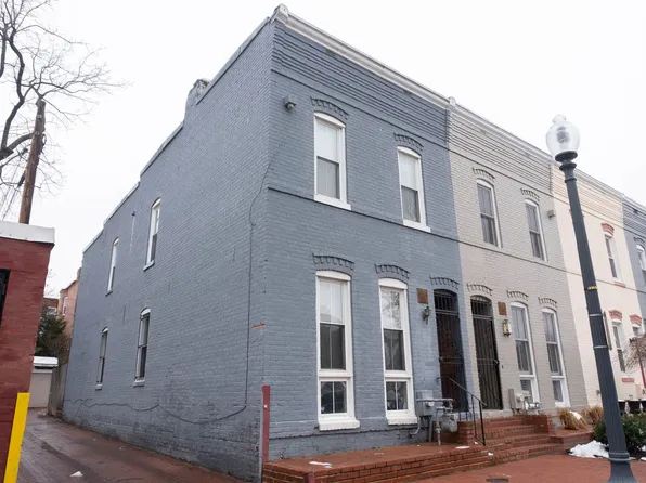 212 12th Pl NE, Washington, DC 20002