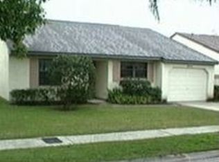 2235 SE Brekenridge Cir, Port Saint Lucie, FL 34952