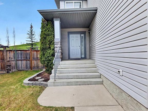 2nd image of 53 SE Royal Birch Way NW