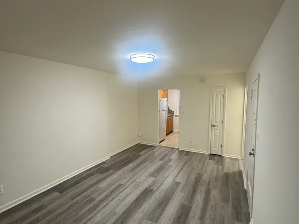 (undisclosed Address), Staten Island, NY 10301