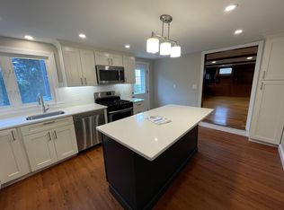 102 Presidents Ln #B, Quincy, MA 02169