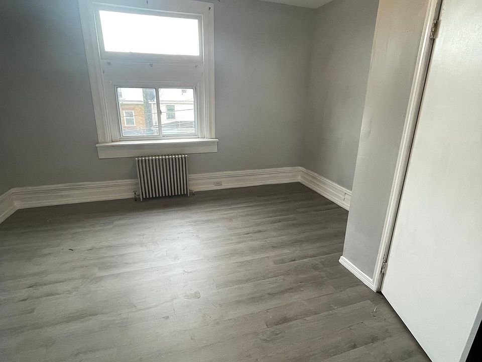 Front Bedroom