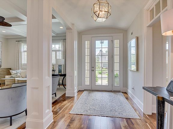 5th image of 116 Glenlevit Dr