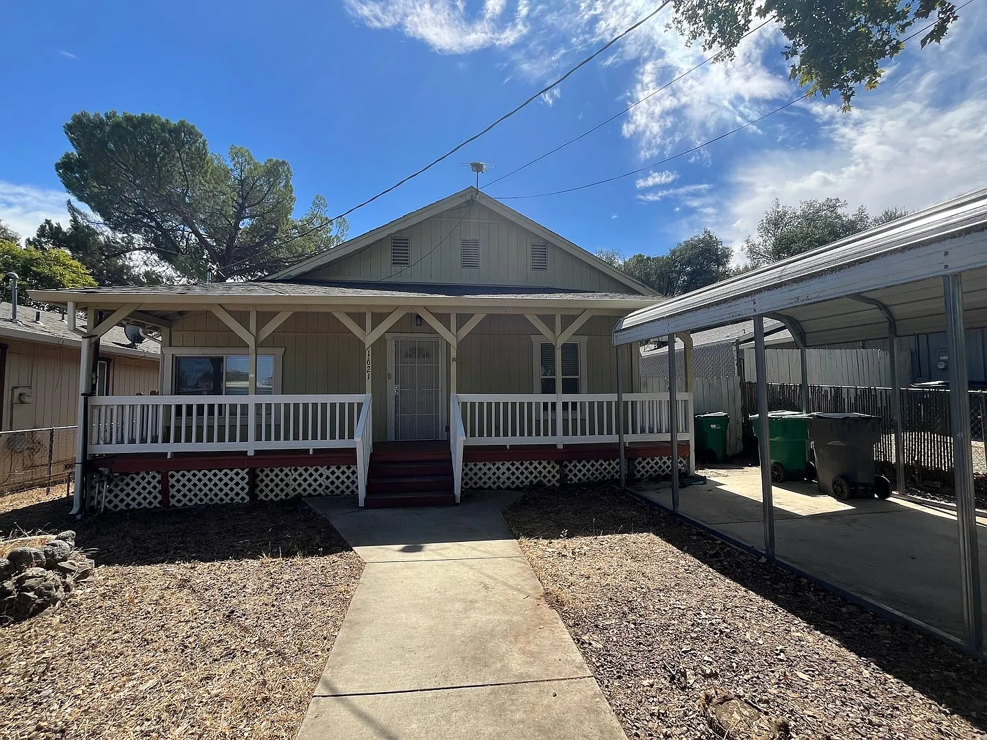 3 Bedroom Anderson Home — Photo 1