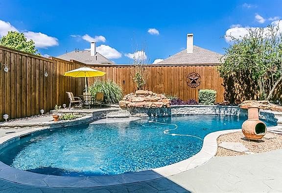 2nd image of 3017 Great Southwest Dr