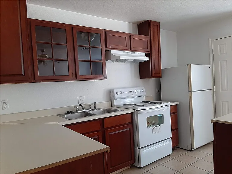 4542 Otterbury Dr #C — Photo 8
