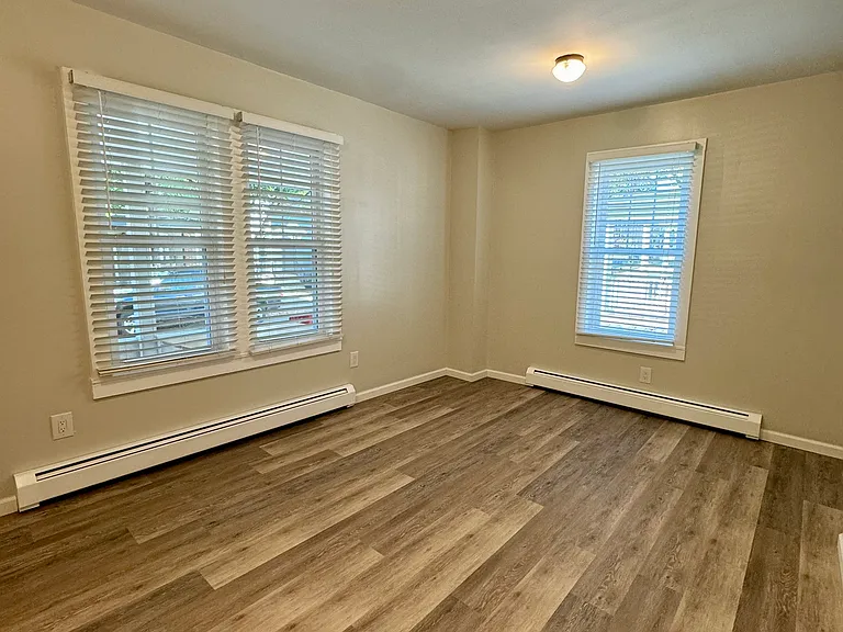 13 Grant St #1 — Photo 7