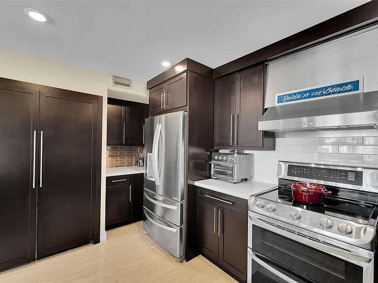 1401 S Ocean Dr #502 — Photo 15
