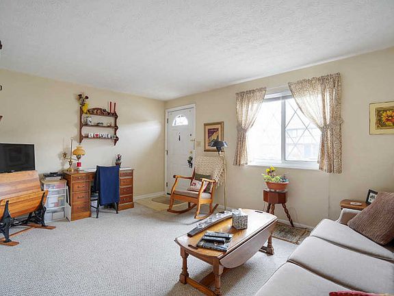 4th image of 4846 Berryhill Ct