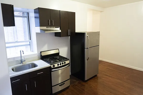 Rented by MD NYC Management LLC | media 1