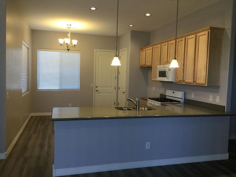 2nd image of 5670 N Kerwood Loop