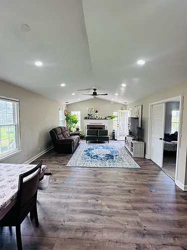 202 E Fabish Dr Photo 1