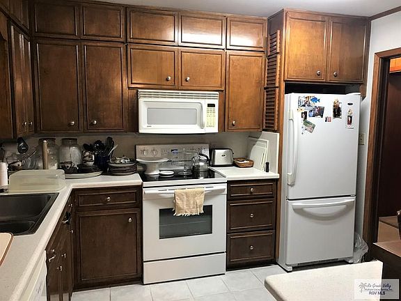 5th image of 113 E Coolidge Ave