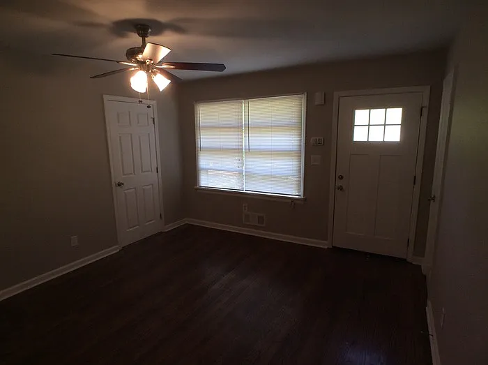 2892 Horse Shoe Dr — Photo 5