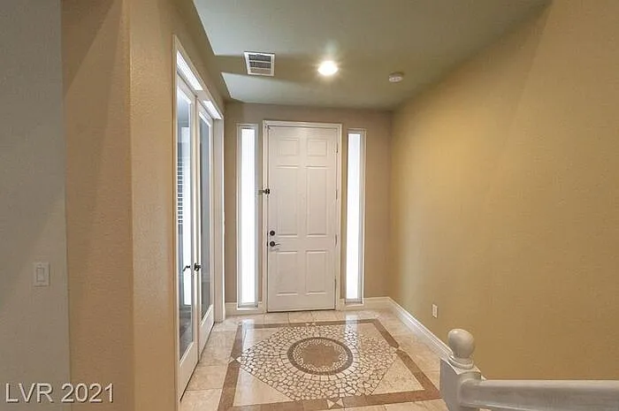 3373 Osiana Ave — Photo 3