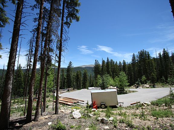 3rd image of 277 BRIDGERTRAIL
