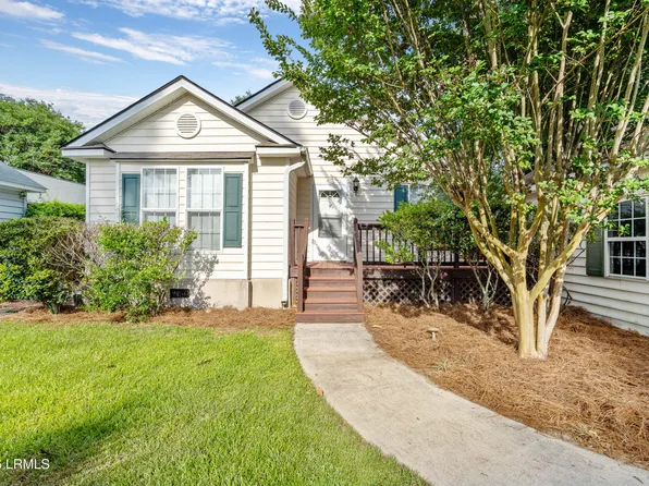 8 Wateree Court, Beaufort, SC 29902