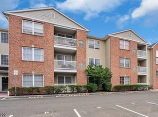 555 Grant St UNIT 209, Linden, NJ 07036