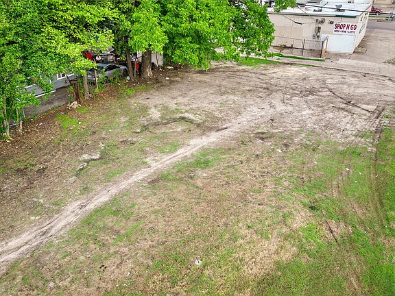 5th image of 4951 E Side Ave