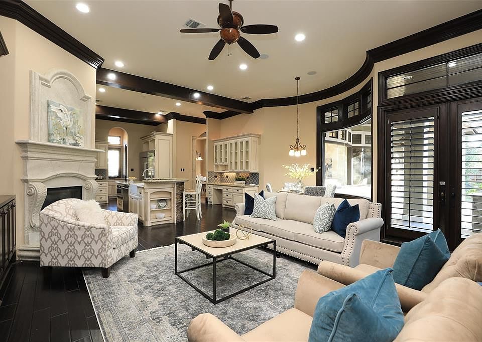 Lots of space for entertaining or family fun