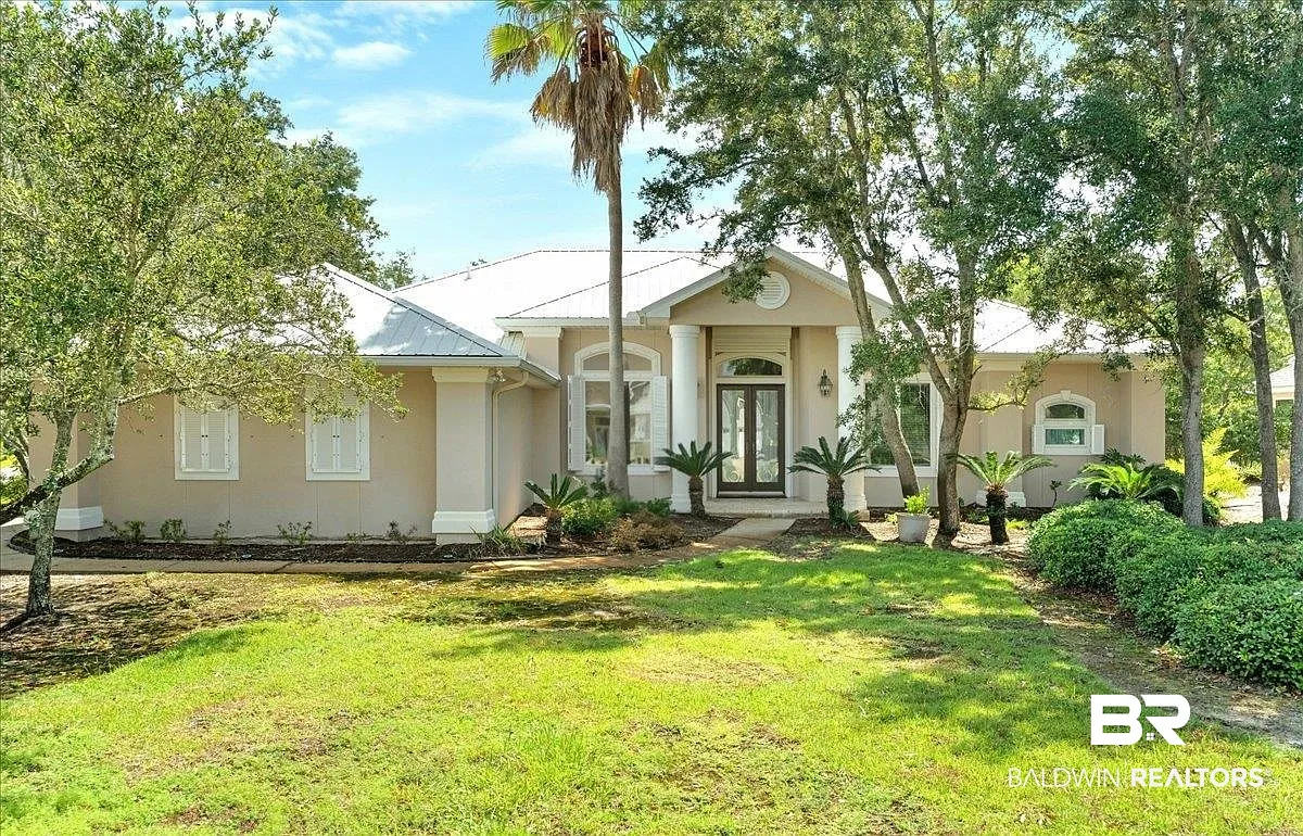 3 bed, 3.0 bath, 2011 sqft, $3,500 — Photo 1