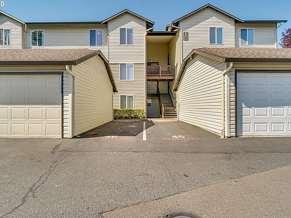 4th image of 5264 NE 121st Ave APT 28