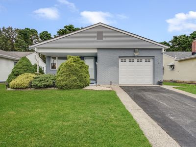 39 Doral Dr, Toms River, NJ, 08757