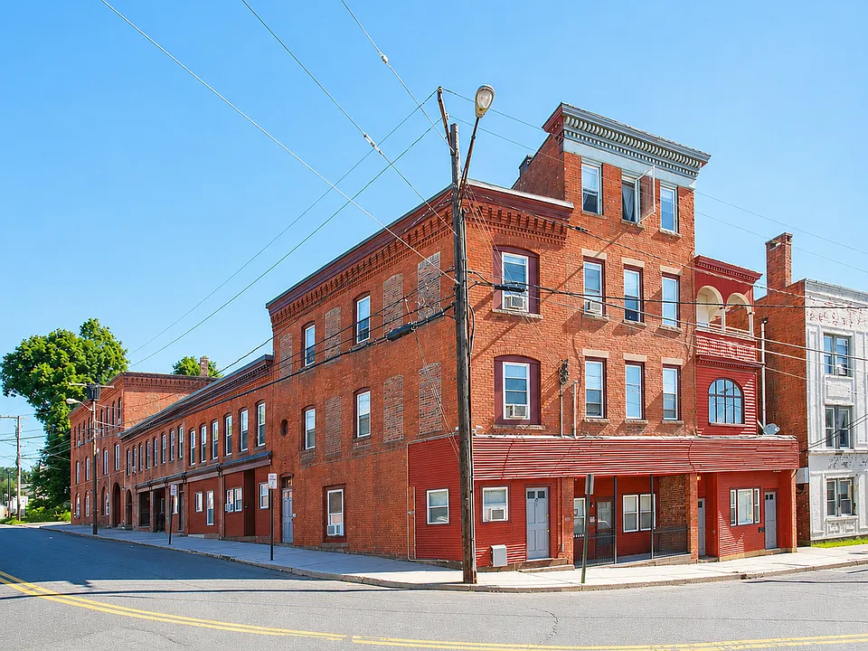 8-30 Summer St #10-2A