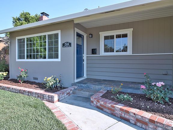 3rd image of 1514 Santa Monica Ave