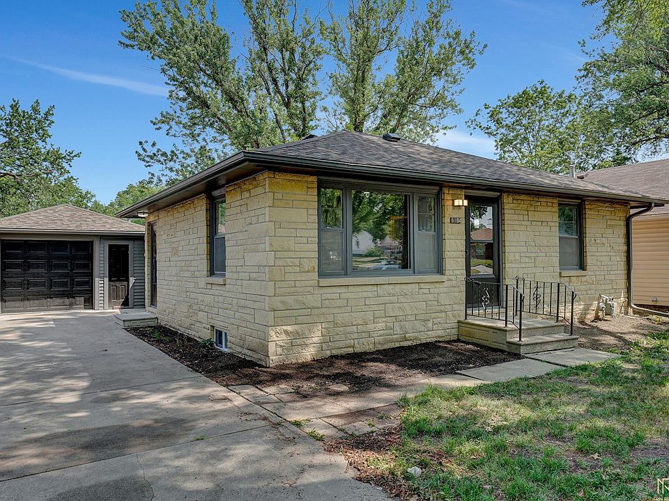 6134 Hartley St, Lincoln, NE 68507 Zillow