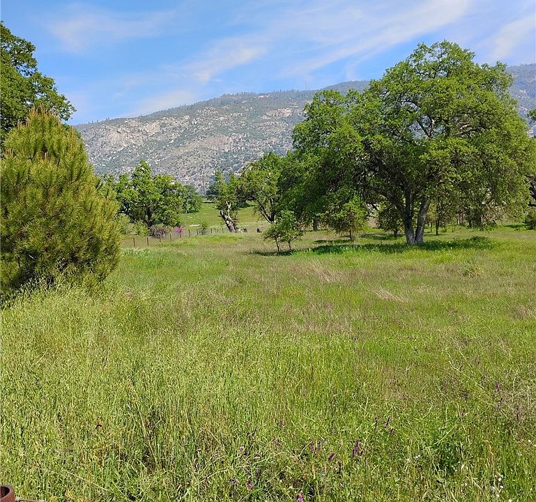 2nd image of 35400 Spanish Oak Rd Lot 4