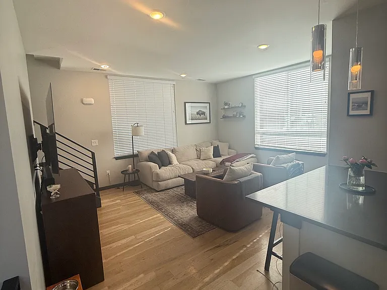 1270 Perry St #6 — Photo 4