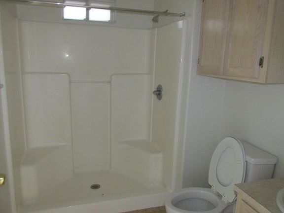 4th image of 214 Rebecca Dr