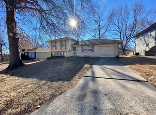 8007 E 118th St, Kansas City, MO 64134