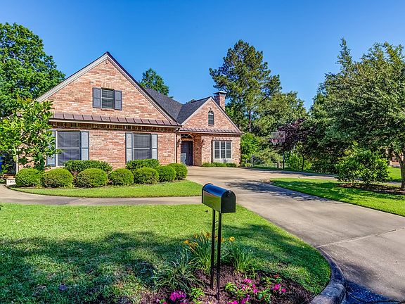 2nd image of 103 Winged Foot Dr