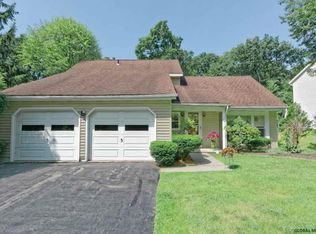 84 Southbury Rd, Clifton Park, NY 12065
