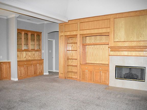 4th image of 8529 Brandonwood Dr