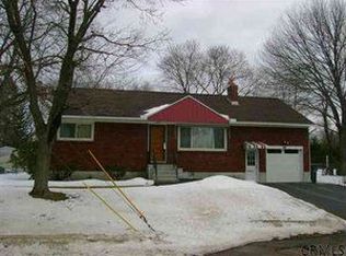 1050 Obrien Ave, Schenectady, NY 12303