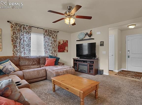 4th image of 7406 Araia Dr