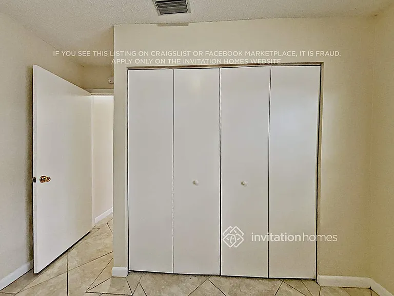 9006 Dixiana Villa Cir — Photo 16