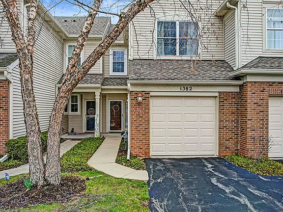 2nd image of 1382 Longchamps Ct Unit 1382