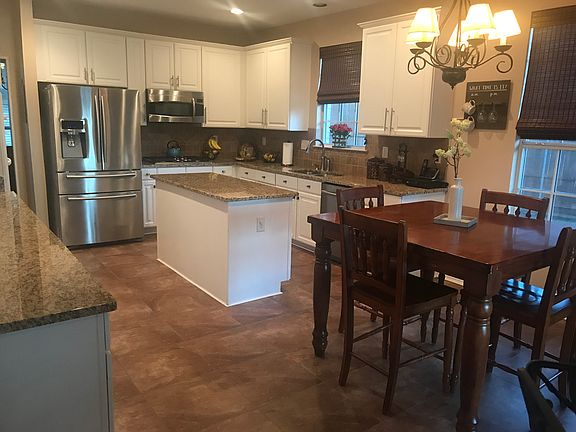 5th image of 1029 Woodhaven Cir