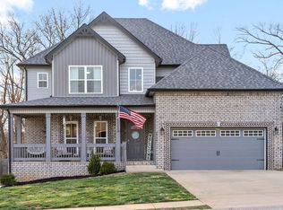 2396 Colston Dr, Clarksville, TN 37042
