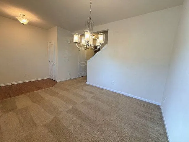 679 Stonebury Cir — Photo 10